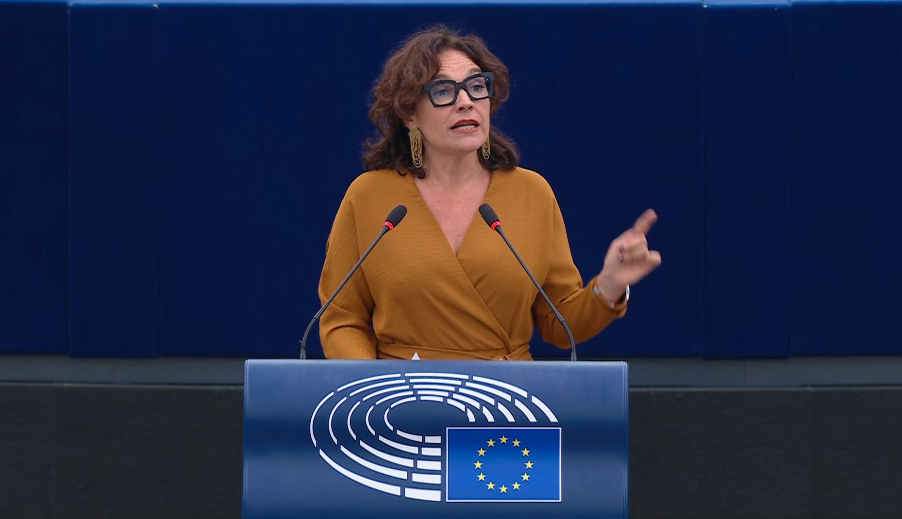 Lina Gálvez interviene en el Parlamento Europeo sobre la brecha salarial de género. Estrasburgo, 26 noviembre 2024