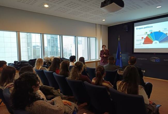 Lina Gálvez-estudiantes-US